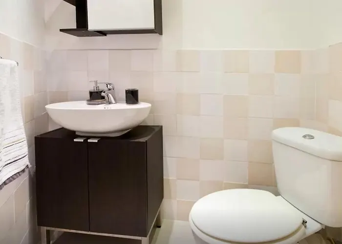 Lägenhet Flat With Terrace And River View - Se4 *