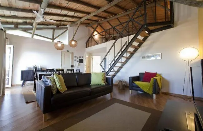 Flat With Terrace And River View - Se4 Lägenhet *