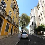 Flat With Terrace And River View - Se4 * Lisboa