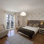 Flat With Terrace And River View - Se4 شقة