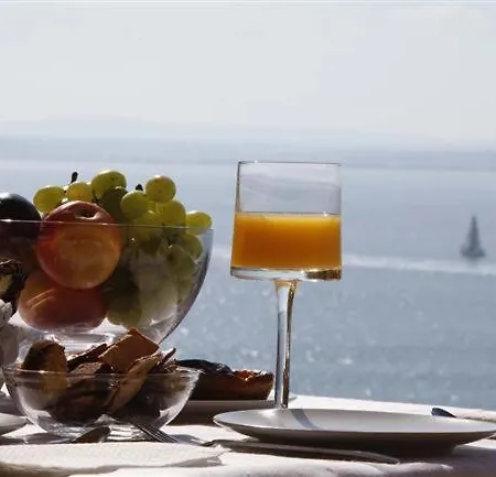 Flat With Terrace And River View - Se4 * Lisbon