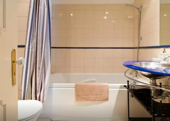 Flat With Terrace And River View - Se4 * Lisbon