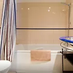 Flat With Terrace And River View - Se4 * Лиссабон
