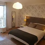 Flat With Terrace And River View - Se4