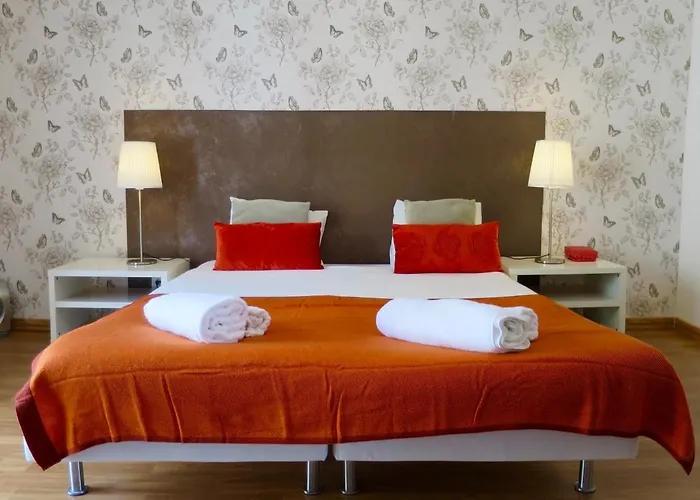 Flat With Terrace And River View - Se4 Appartement