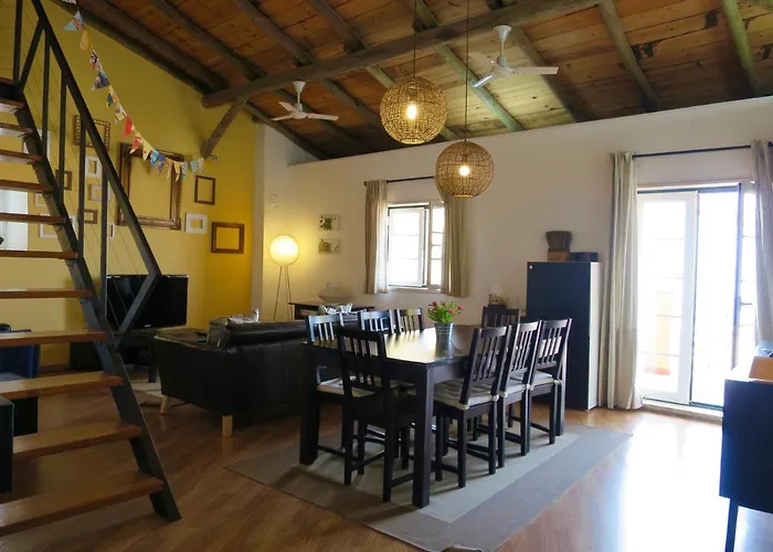 Flat With Terrace And River View - Se4 Appartement